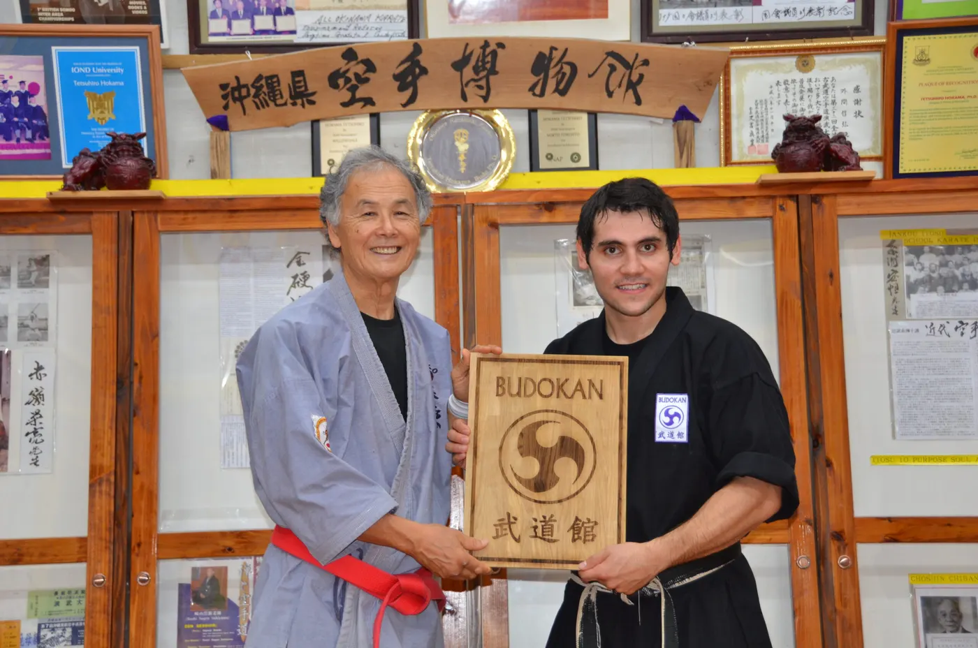Mit Großmeister Hokama auf Okinawa